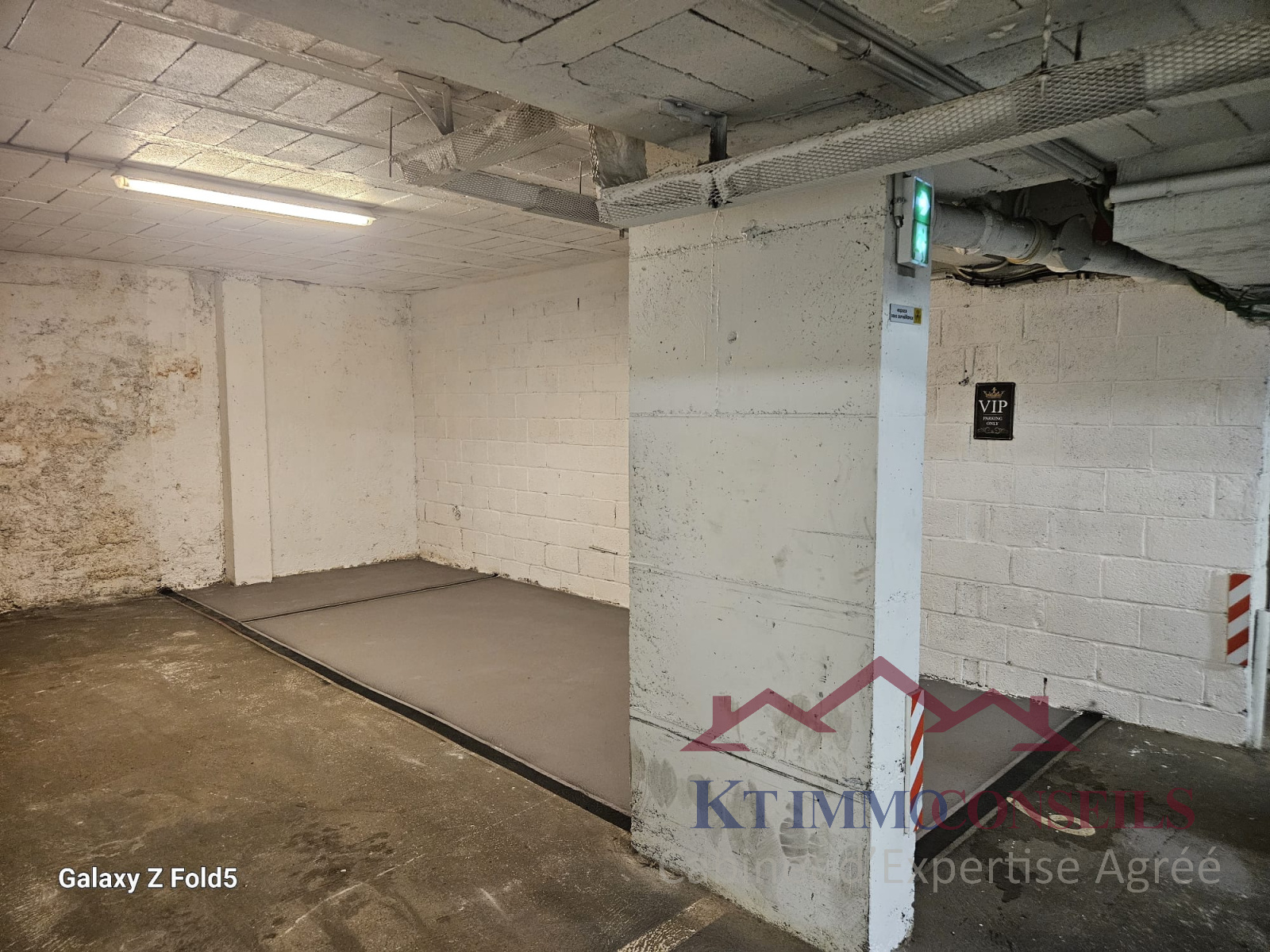 Image_1, Parking, Paris, ref :0207A
